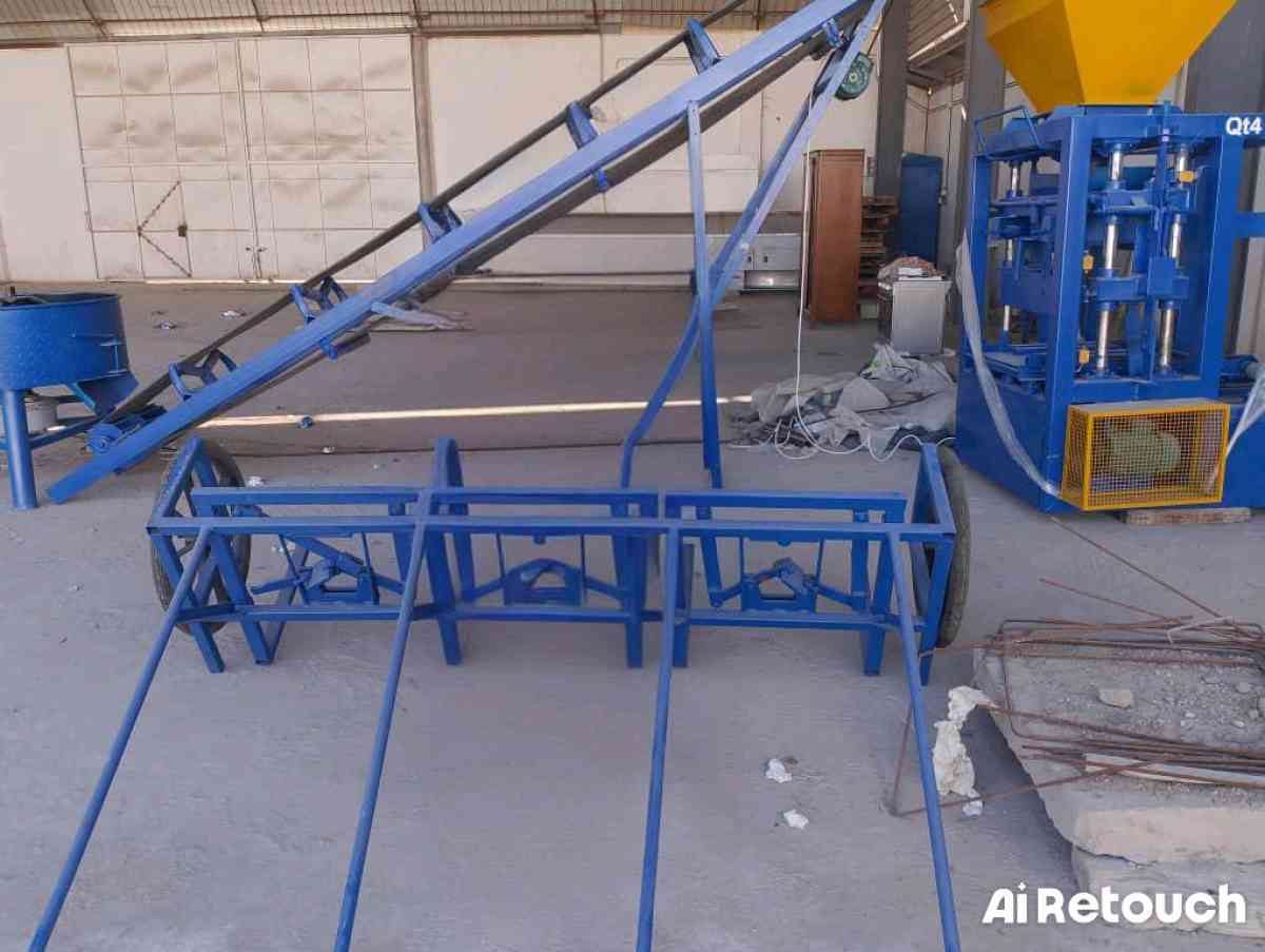 آلة صنع القوالب المجمعة من الخرسانة  جديدة لم تستعمل - Tebessa, Tbessa - Tijelabin