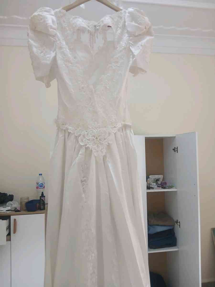 robe blanche neuf taille 38 40 - Khemisti, Tipaza - Tijelabin