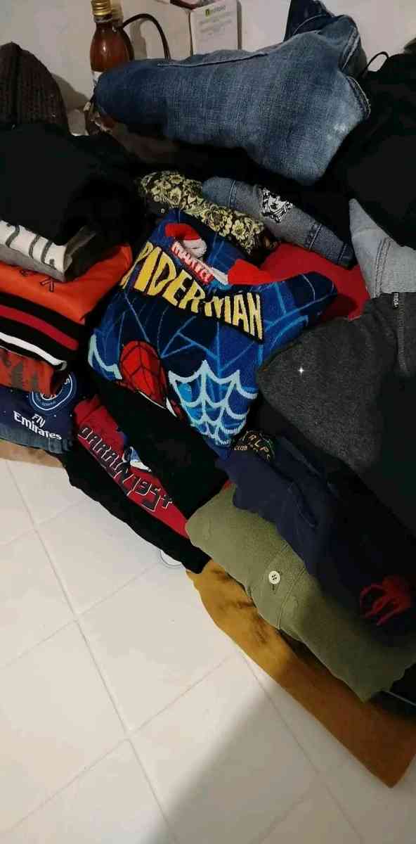 ملابس مستعملة للبيع في حالة جيدة رجال نساء اطفال - Ben Aknoun, Alger - Tijelabin