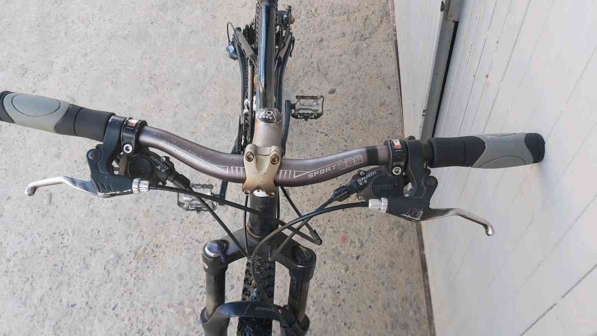 Rkrider vello velo vilo btwin bitwin bycikel فيلو بيسكلات - Aghbalou, Bouira - Tijelabin