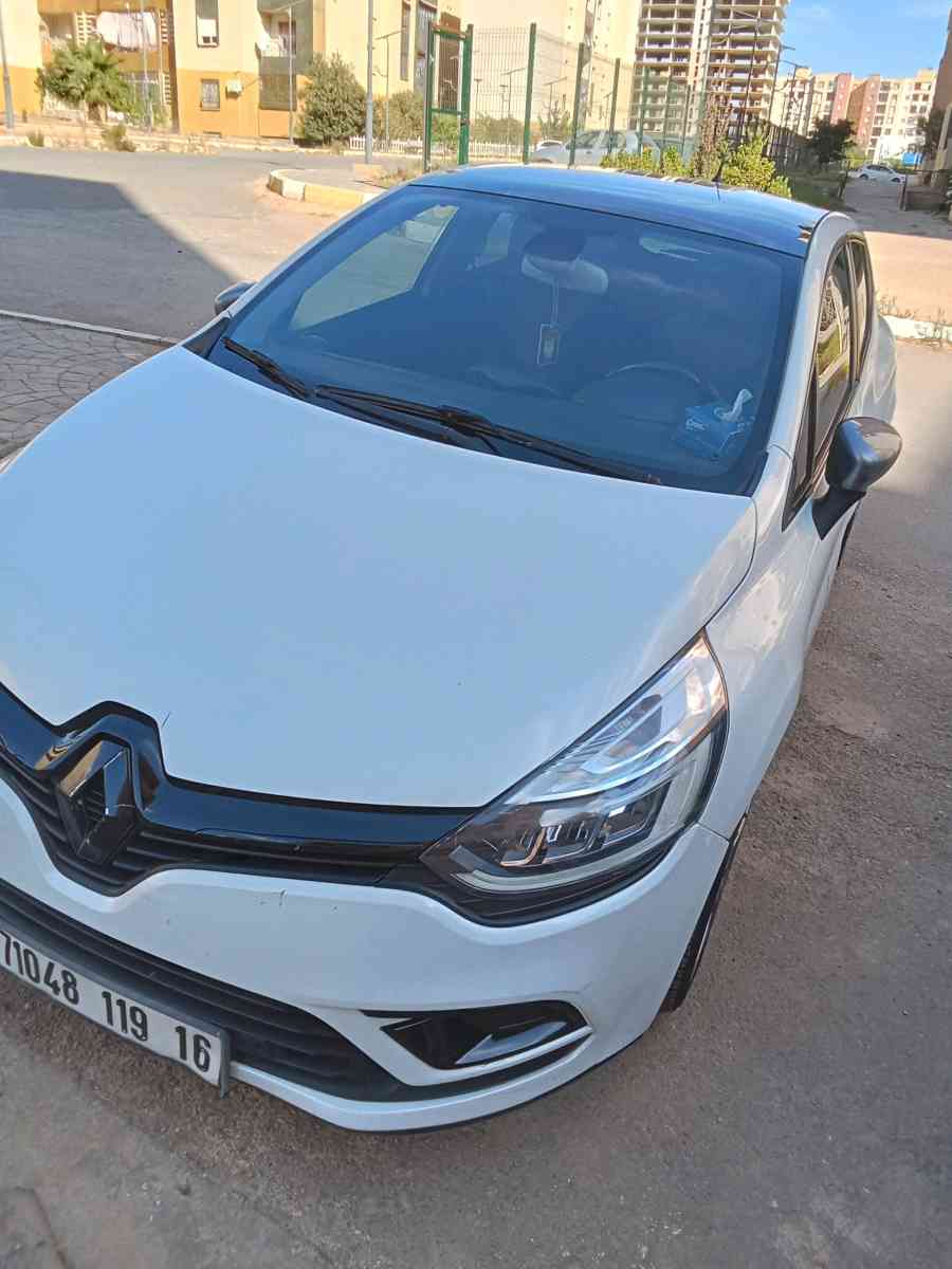 CLIO 4 gt line