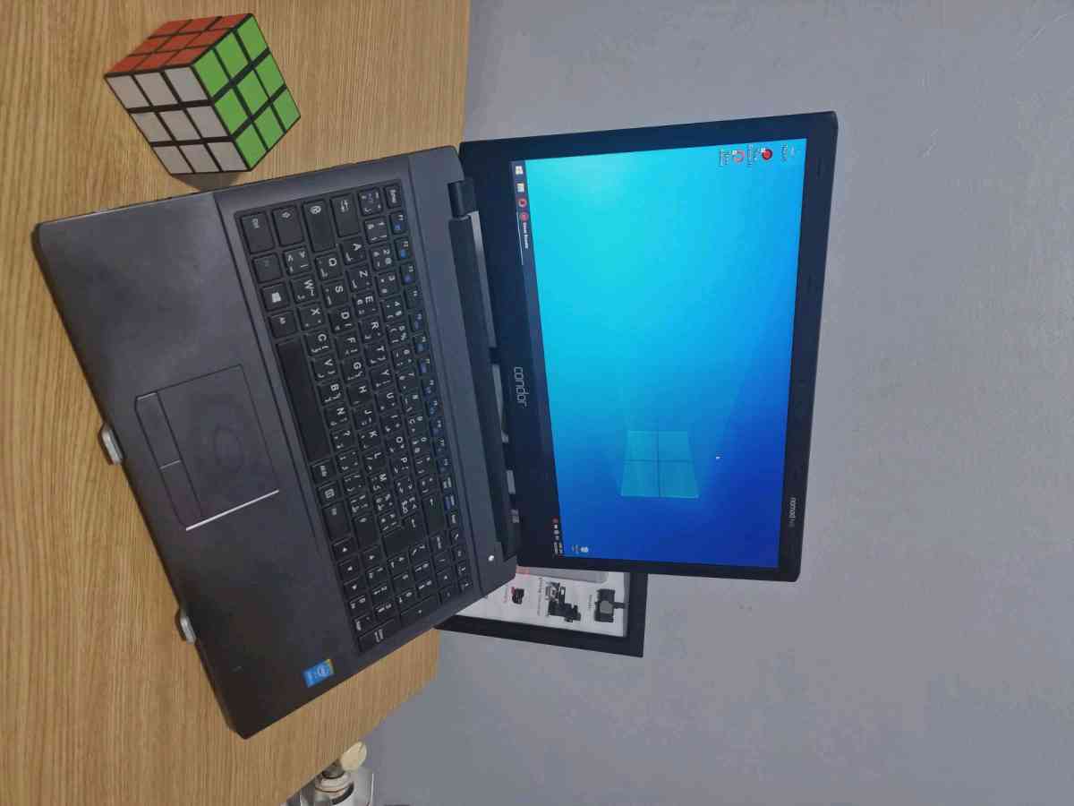 Laptop Condor - Sidi Bel Abbes, Sidi Bel Abbes - Tijelabin