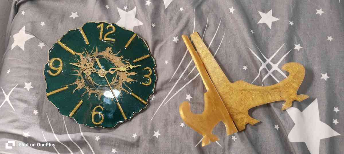 ساعة من الريزين ايبوكسي horloge murale en rsine - Bordj El Bahri, Alger - Tijelabin