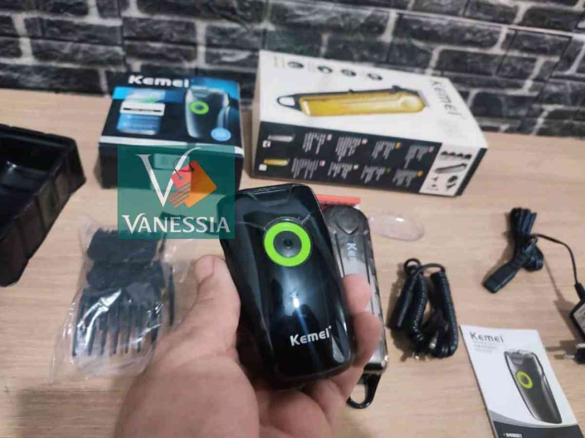 Pack Tondeuse 2 En1 Original - Arzew, Oran - Tijelabin