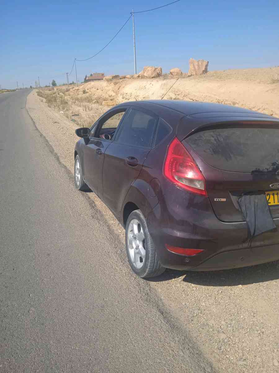 فورد فيستا - Tissemsilt, Tissemsilt - Tijelabin