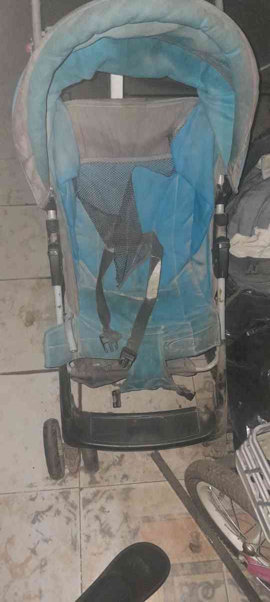 poussette - Douera, Alger - Tijelabin