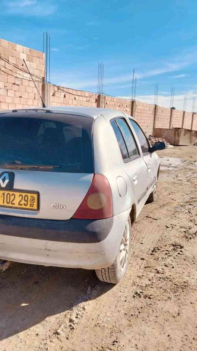 clio dabana - Tafraoui, Oran