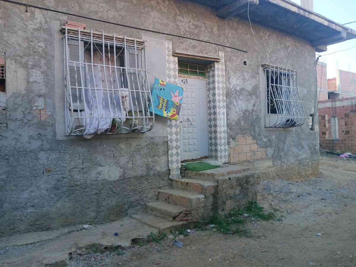 منزل ارضي مقسوم على قسمين - Ouled Moussa, Boumerdes - Tijelabin