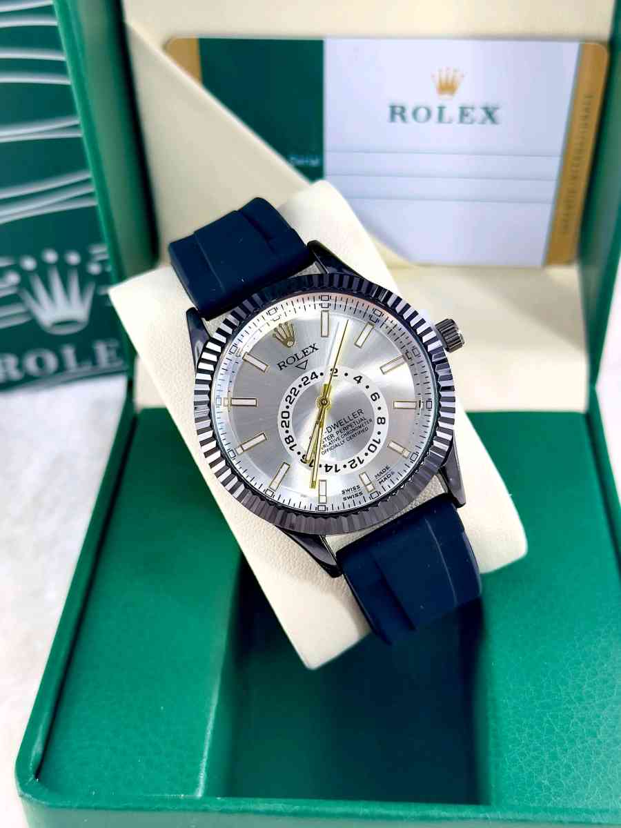 ساعات رجالية مختلفة للبيع - Ouargla, Ouargla - Tijelabin