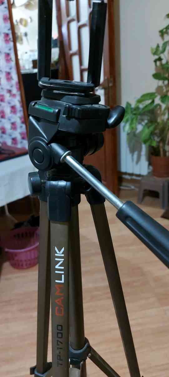 tri pieds pour camera - Boumerdes, Boumerdes - Tijelabin