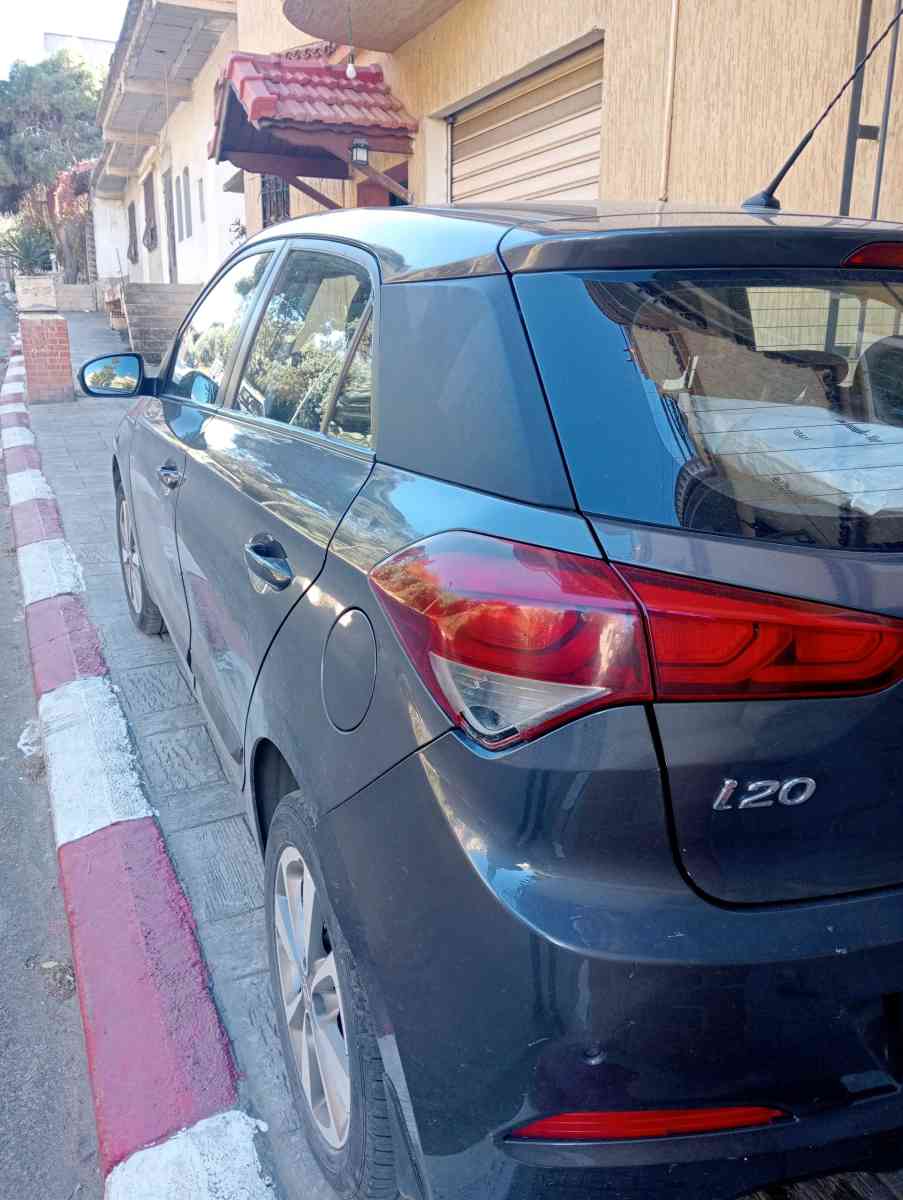 hyundai i20 crdi 2018 - Tipaza, Tipaza - Tijelabin
