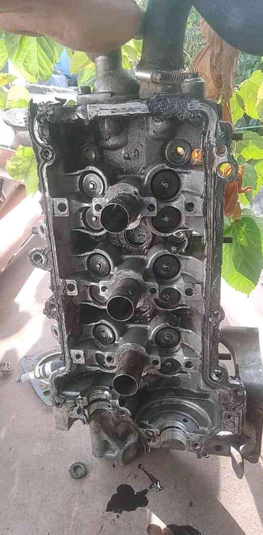 قطع غيار محرك شراد إصلية مستعملةpompe a lhuile pompe a eau - Ouled Hedadj, Boumerdes - Tijelabin