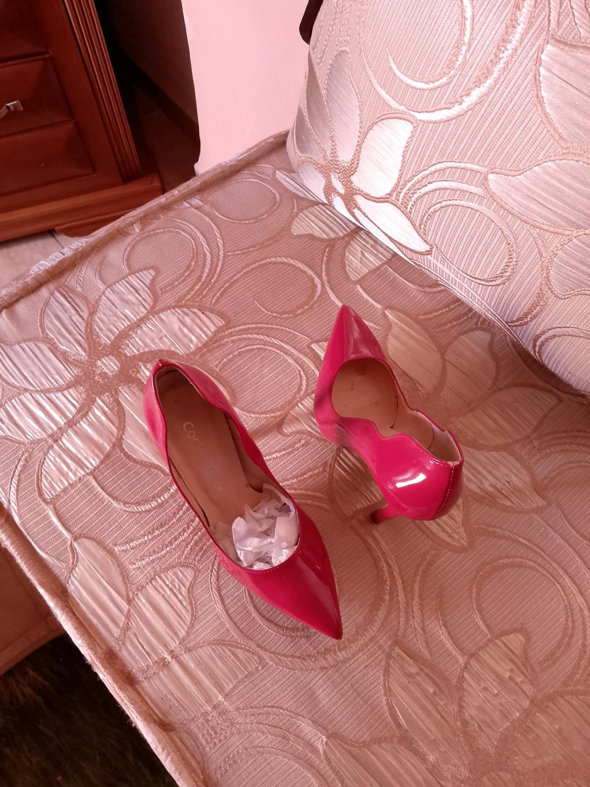 chaussure rouge - Alger Centre, Alger - Tijelabin