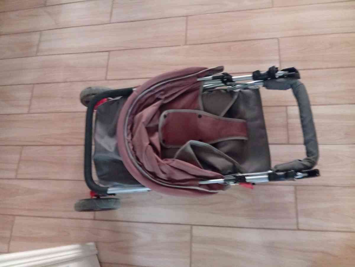 poussette - Ain Benian, Alger - Tijelabin