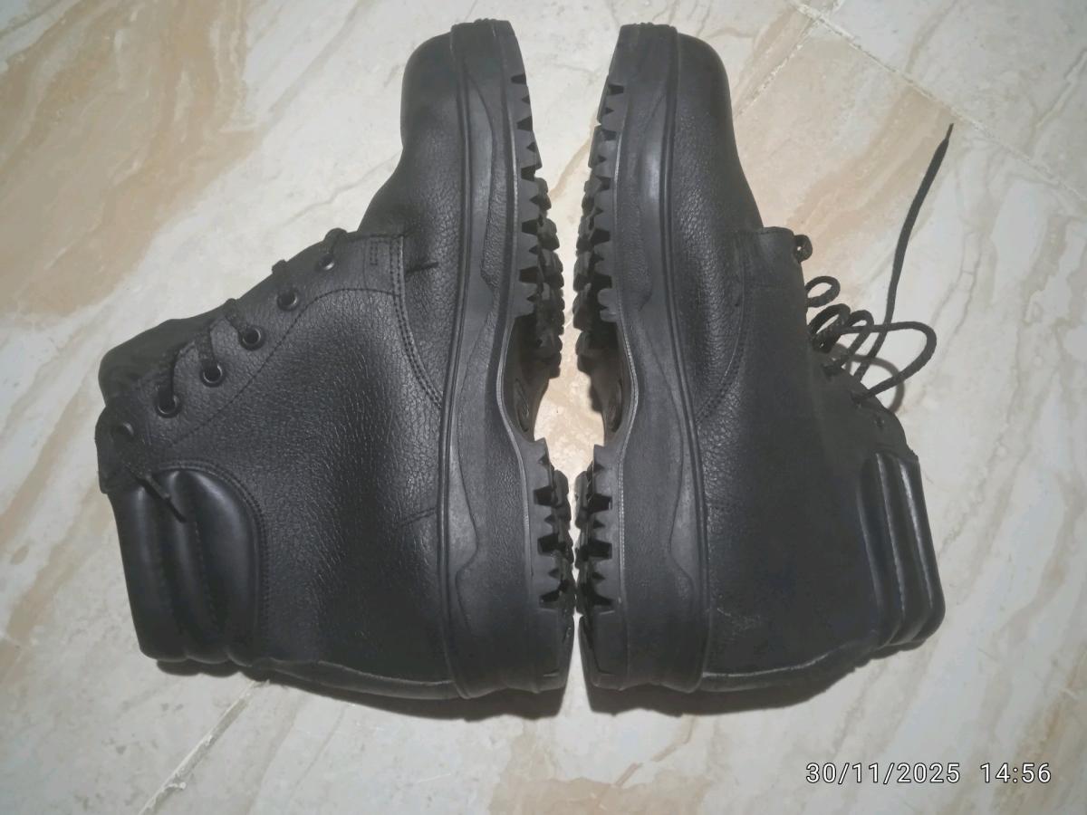 حذاء جلدي - Bordj Bou Arreridj, Bordj Bou Arreridj - Tijelabin