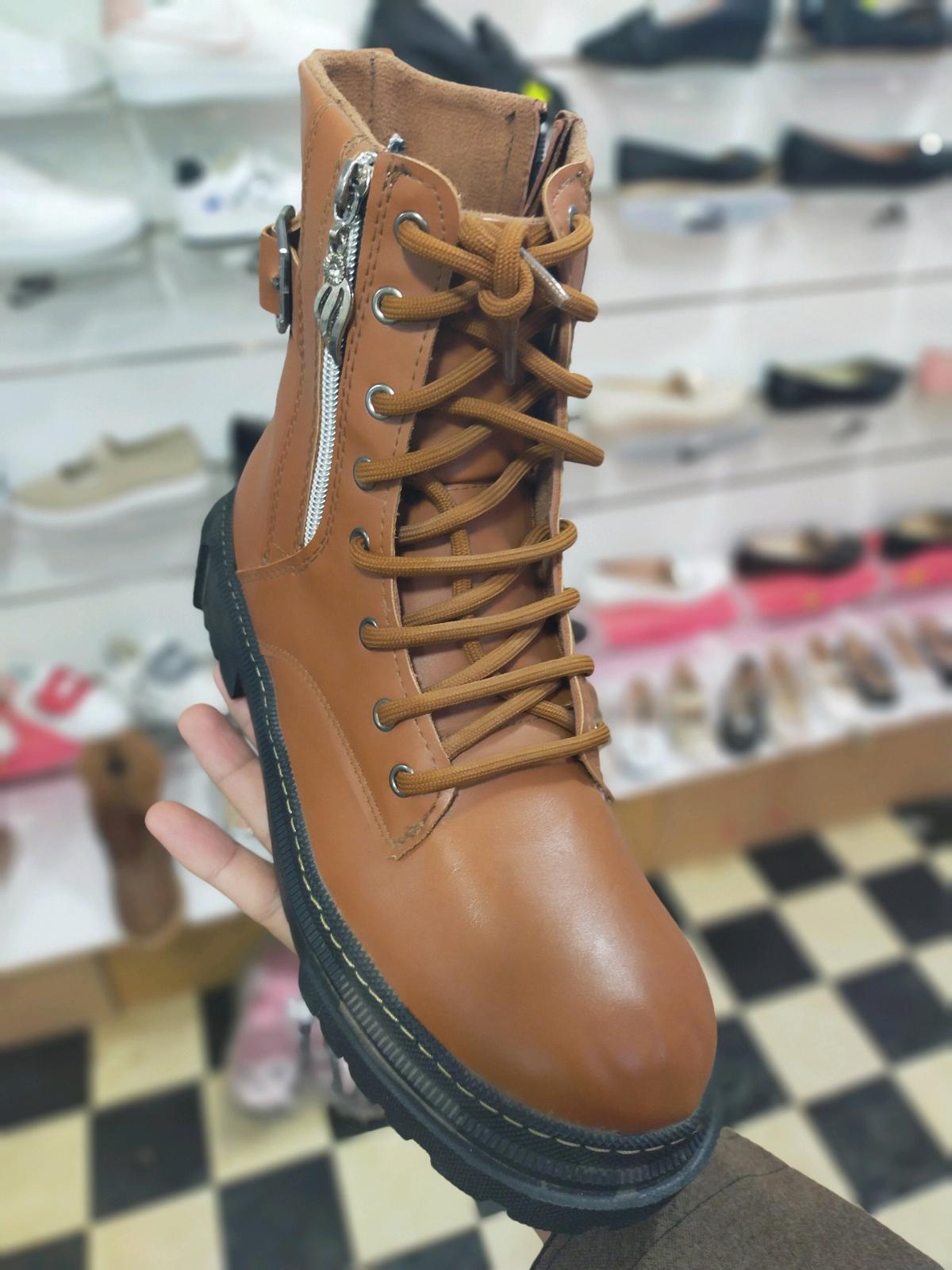 حذاء شتوي نسائي - Ain El Orak, El Bayadh - Tijelabin