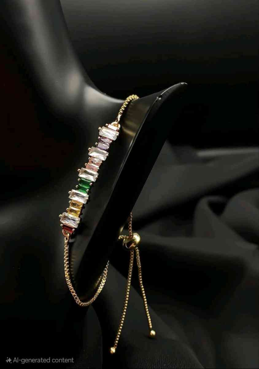 طقم أنيق ساعة نسائية  إكسسوارات راقية الطقم هذا يعطيك لمسة - Alger Centre, Alger - Tijelabin