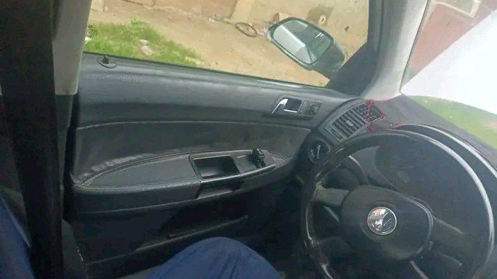 Volkswagen Polo 2006 - Meftah, Blida - Tijelabin