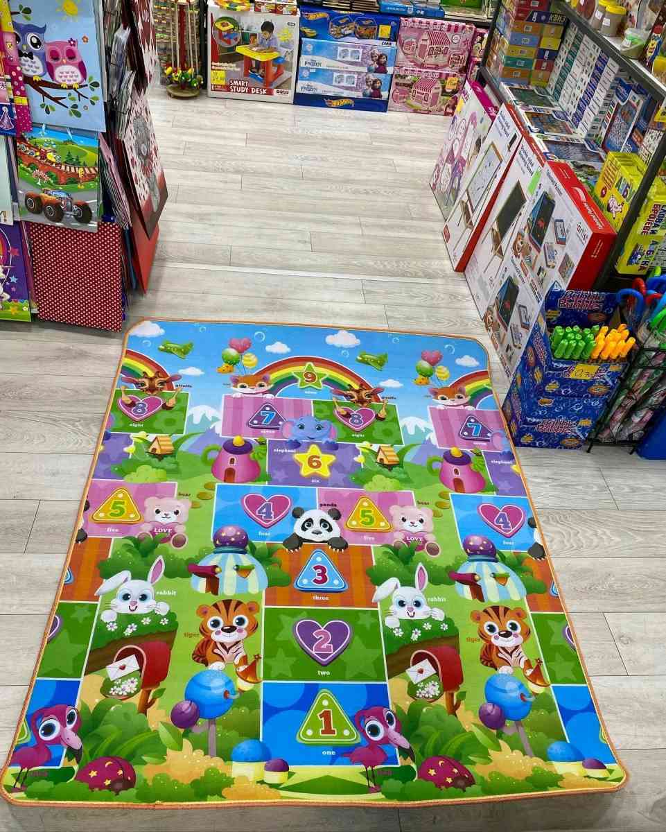 سجادة إسفنجية مقاومة للماء للاطفال 130  170 متر - Alger Centre, Alger