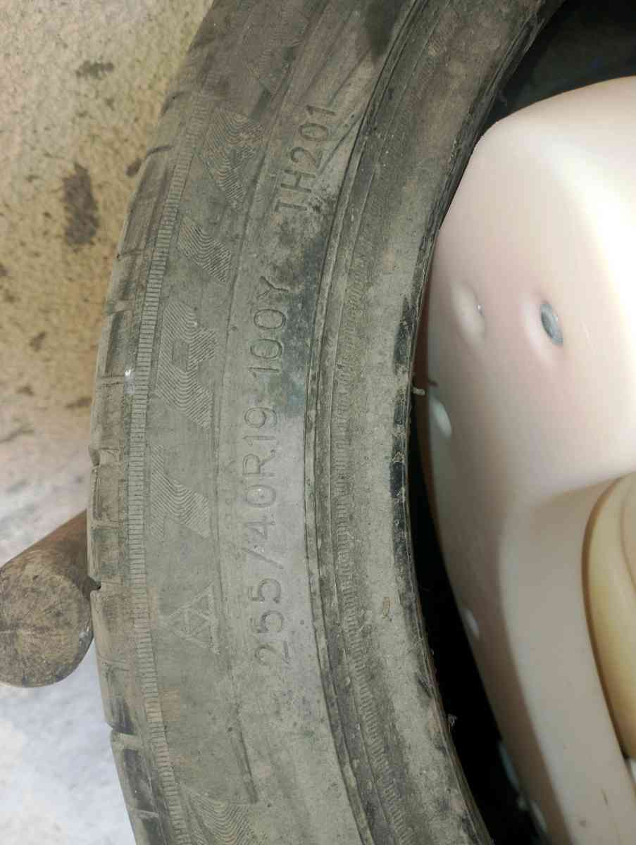 pneu Volkswagen Tiguan