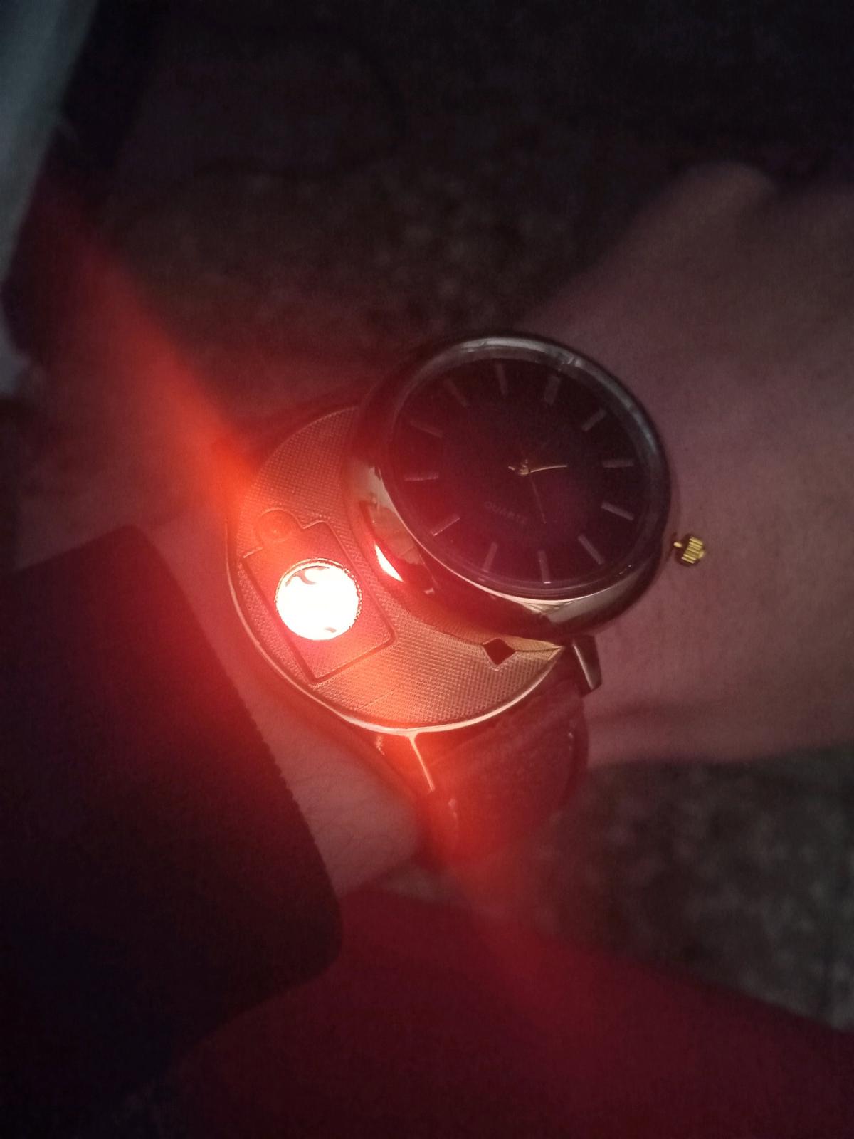 ساعة انيقة بولاعة - Alger Centre, Alger - Tijelabin