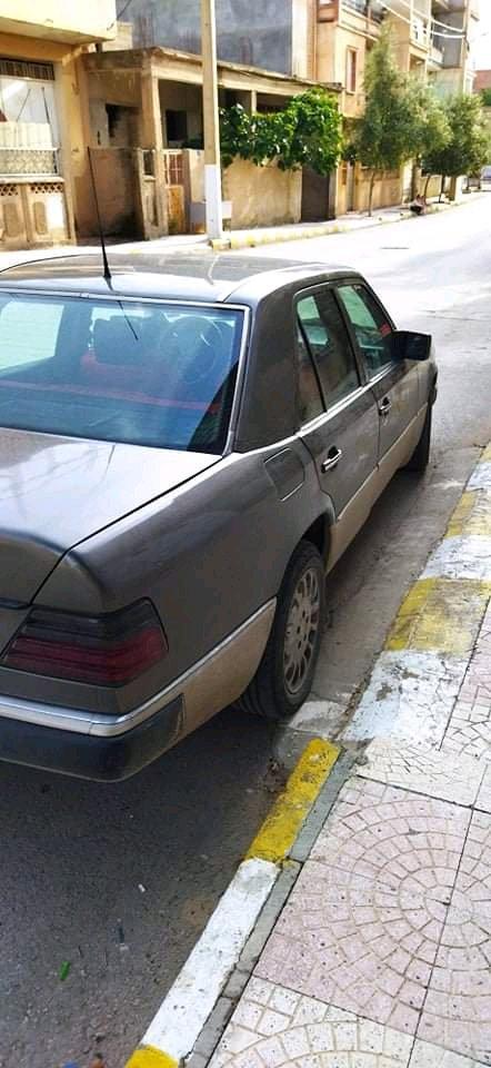 Mercedes la 300D - Reghaia, Alger - Tijelabin