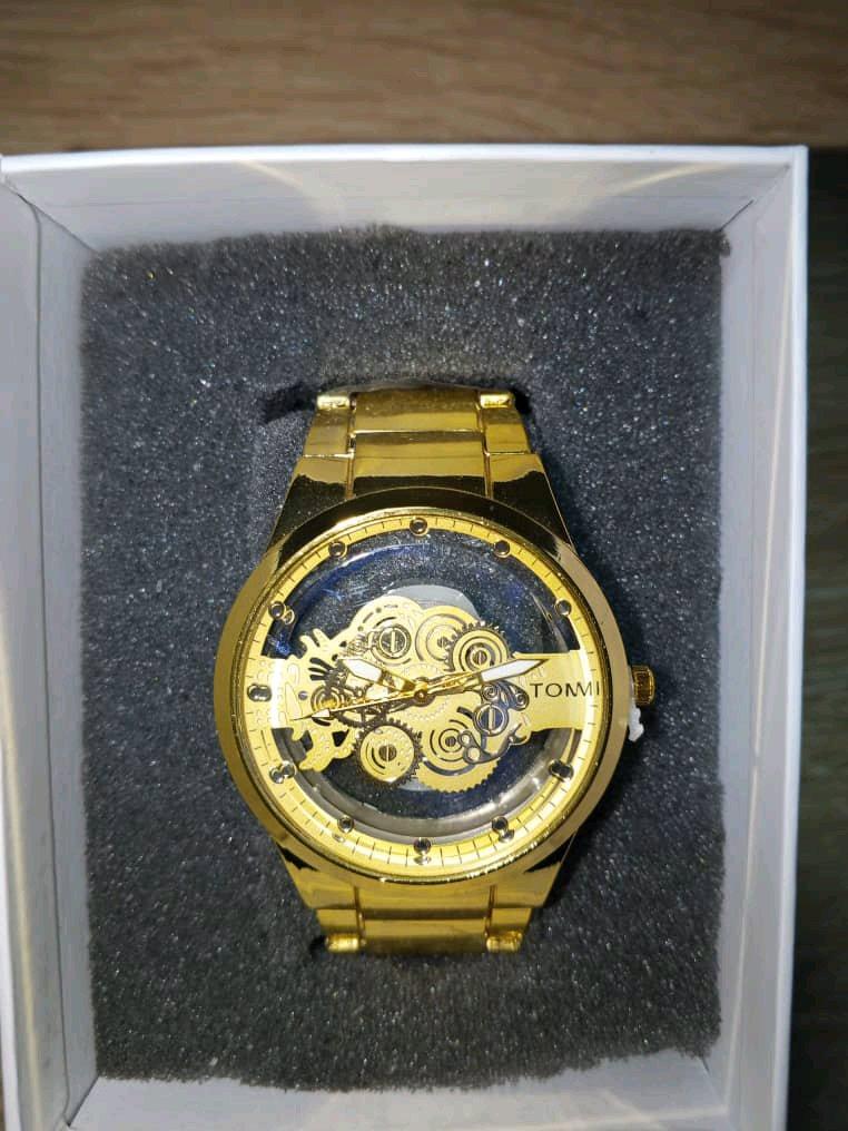 ساعات رجاليه ونسائية البيع بلجملة فقط - Alger Centre, Alger - Tijelabin