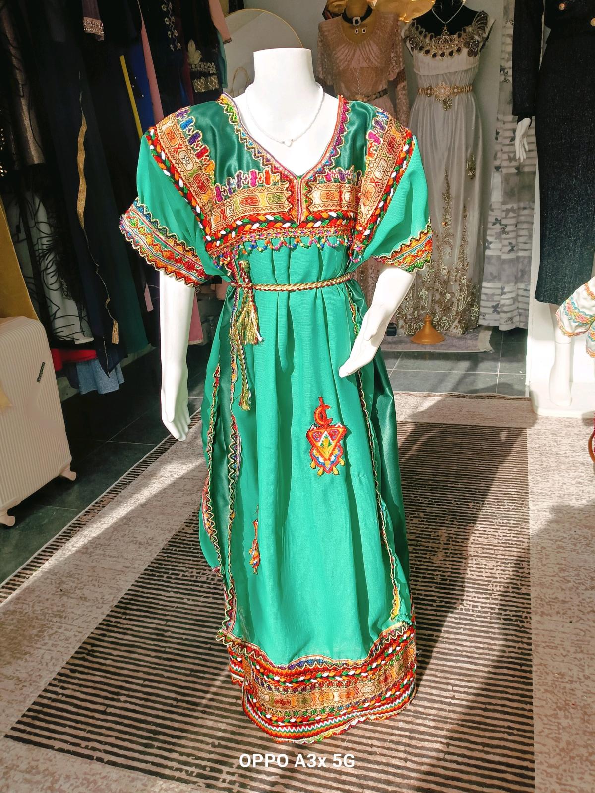 robe kabyle pour petite fille - Boumerdes, Boumerdes - Tijelabin