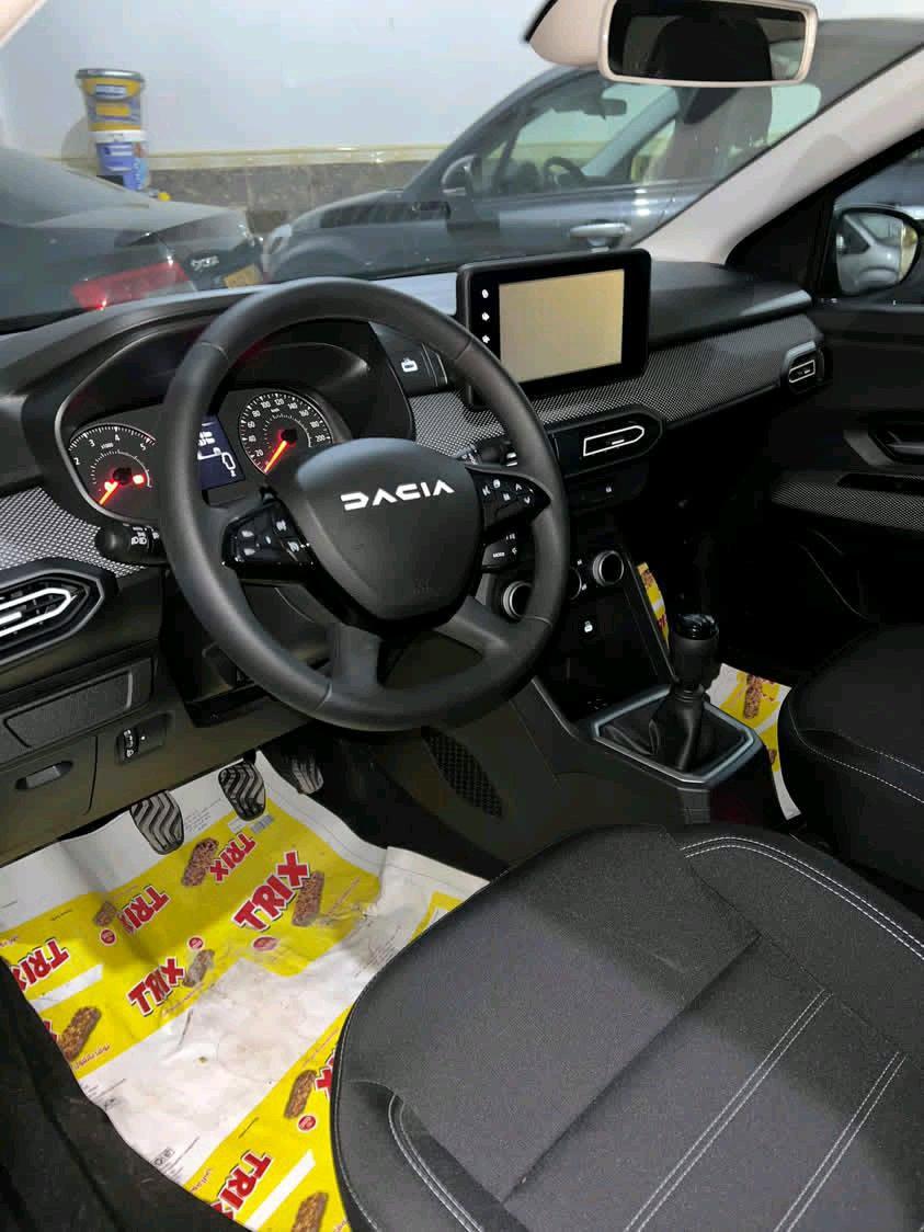 dacia logan2025 - Ain Defla, Ain Defla - Tijelabin