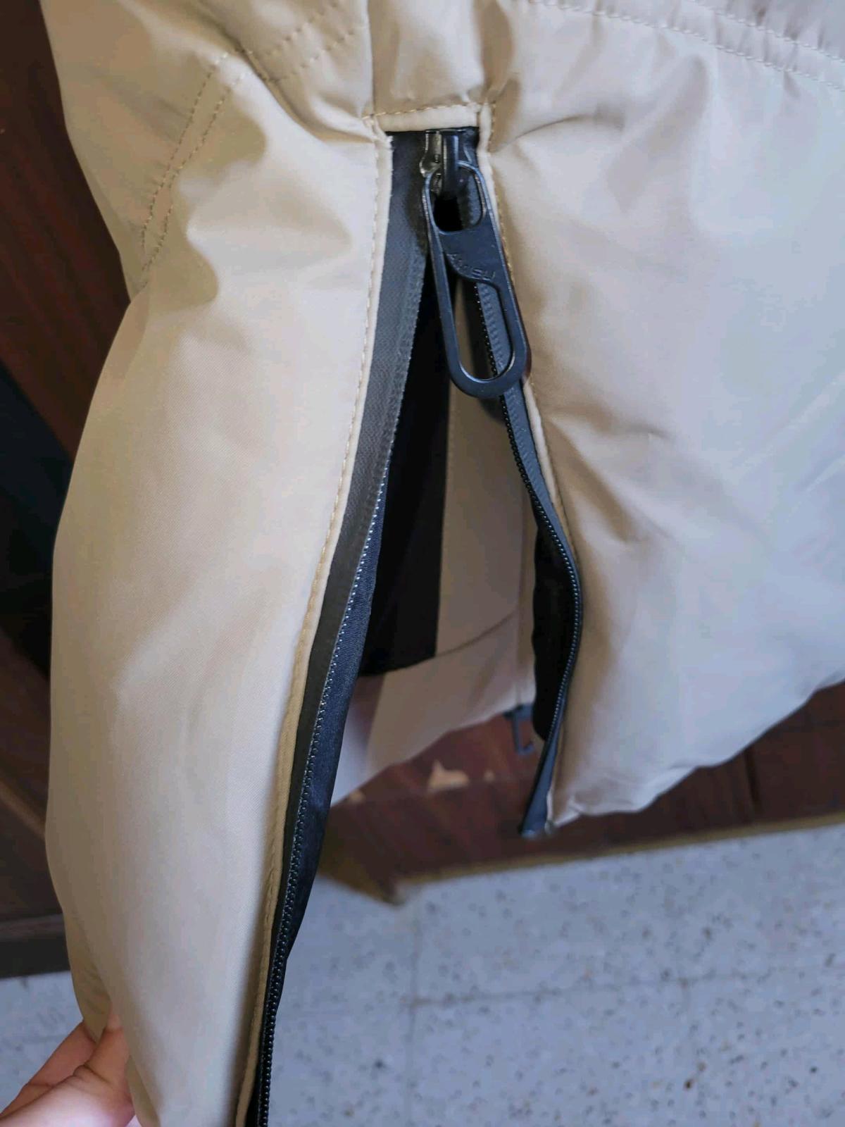 Arctic Beige Long Parka - Annaba, Annaba - Tijelabin