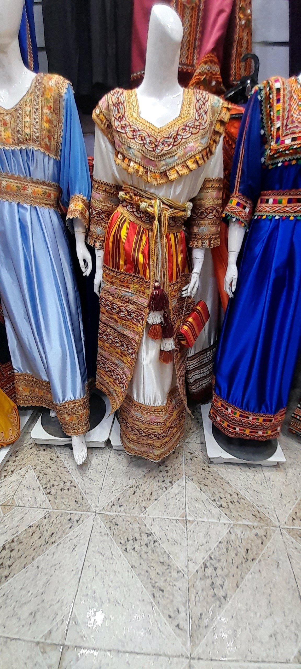 Robes kabyle - Rouiba, Alger - Tijelabin