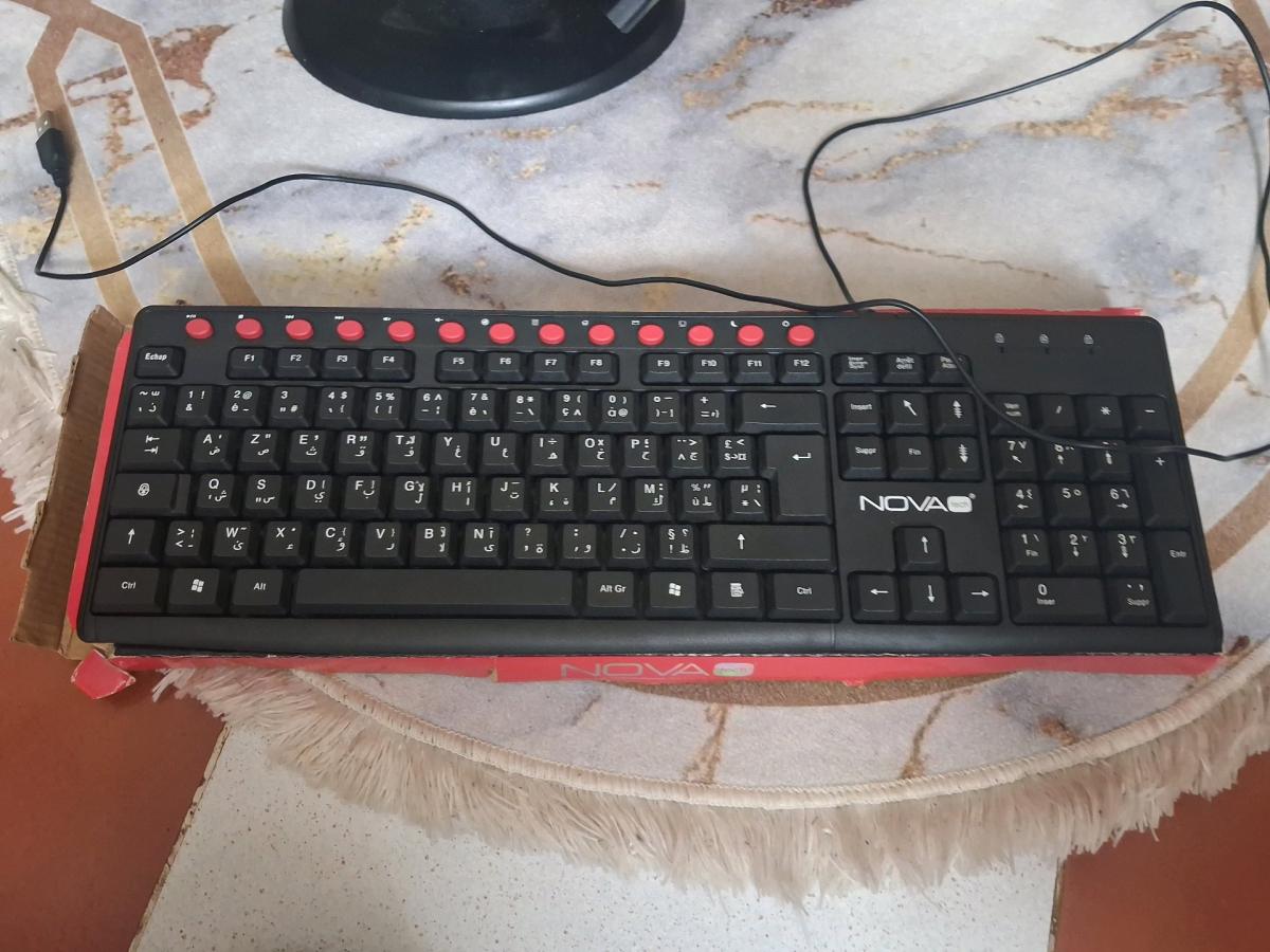 تلفاز لوحة مفاتيح  الفأرة - El Khroub, Constantine - Tijelabin