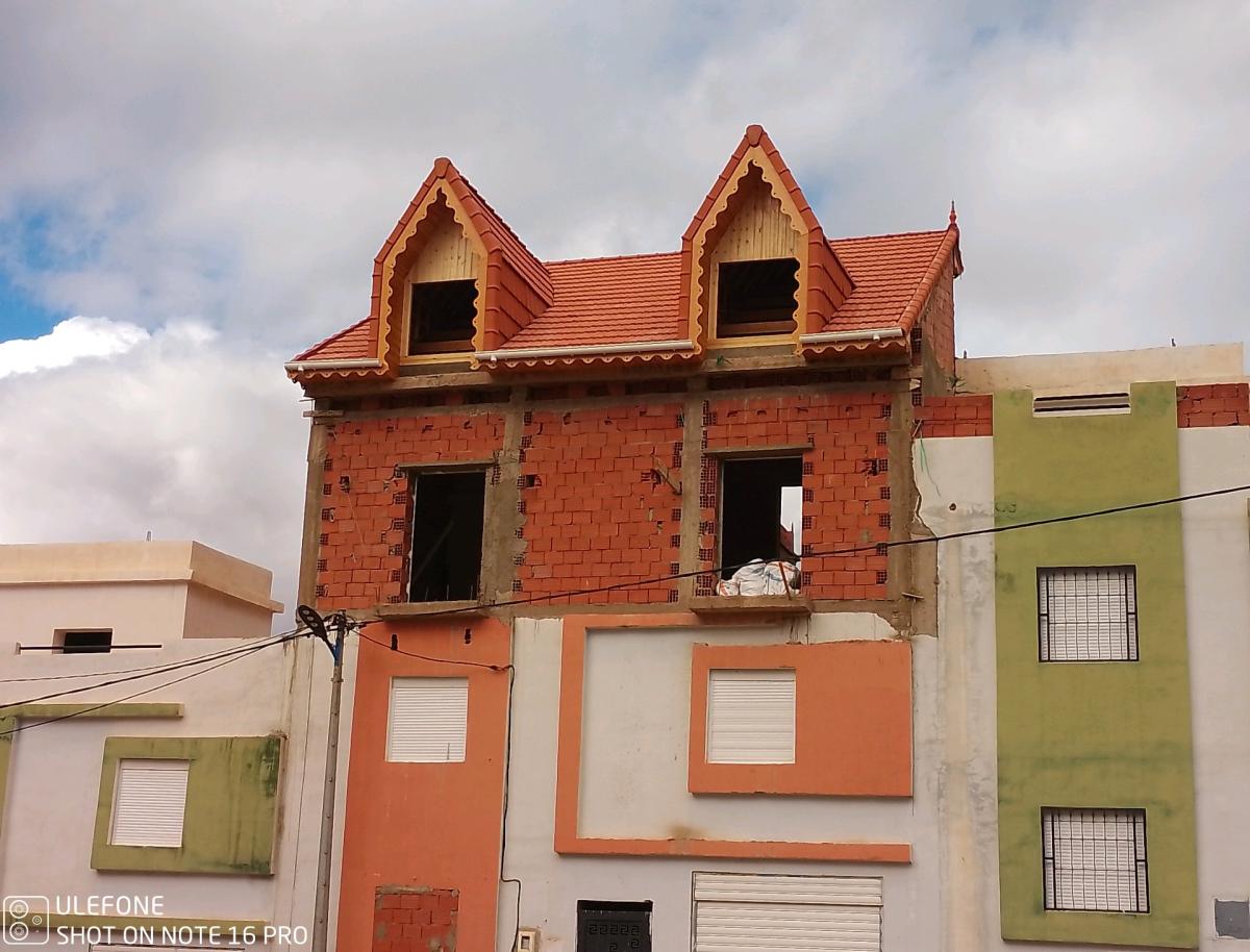 تركيب القرميد والهياكل الخشبية - Ain Azal, Setif - Tijelabin