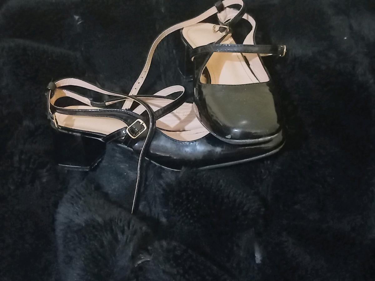 حذاء جميل - Ain Chouhada, Djelfa - Tijelabin