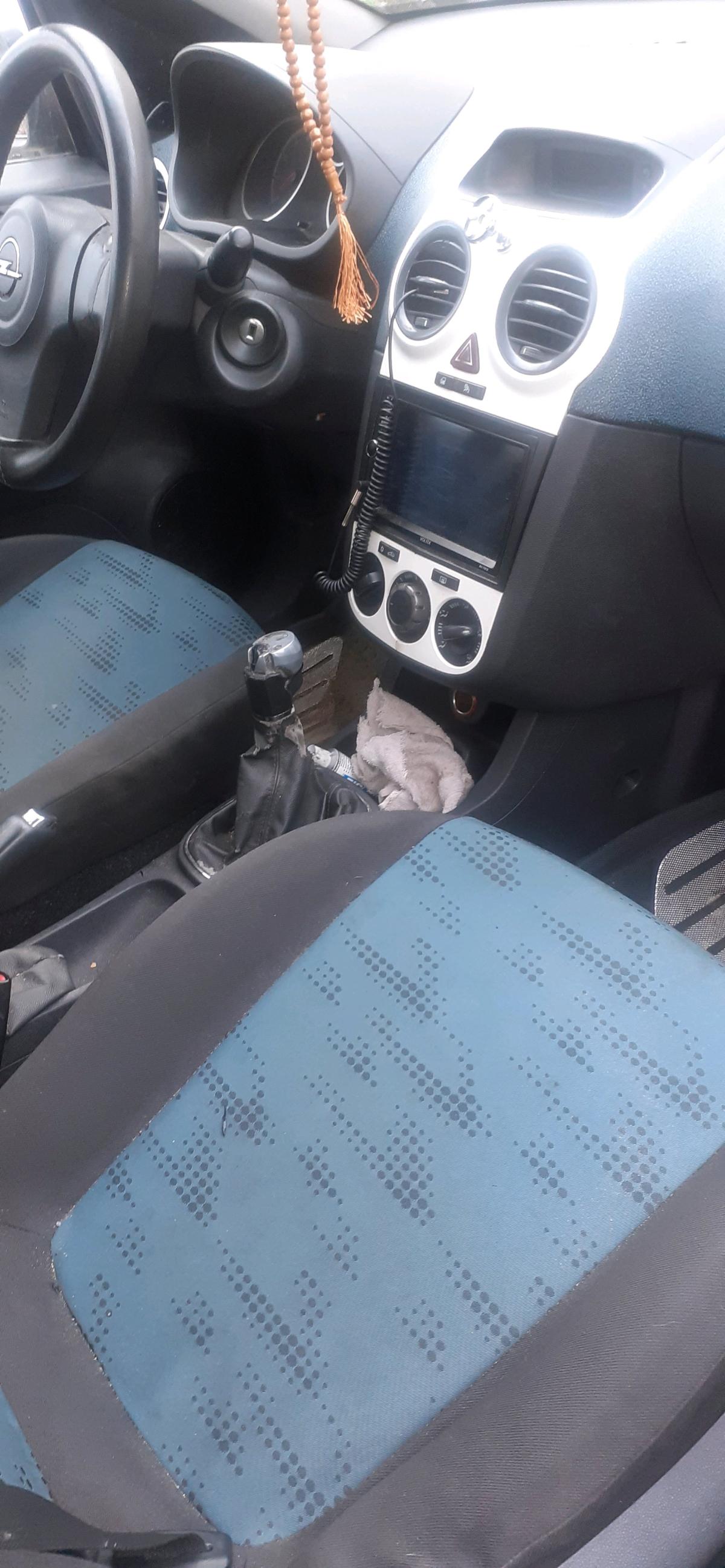 opel corsa 1 2 essence an 2012 - Hussein Dey, Alger - Tijelabin