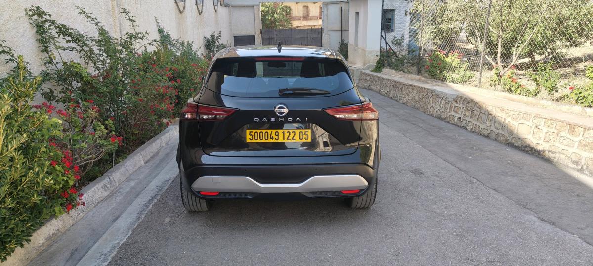 nissan Qashqai essence 13 TCE 140 machia 94000 boite manuel - Batna, Batna - Tijelabin