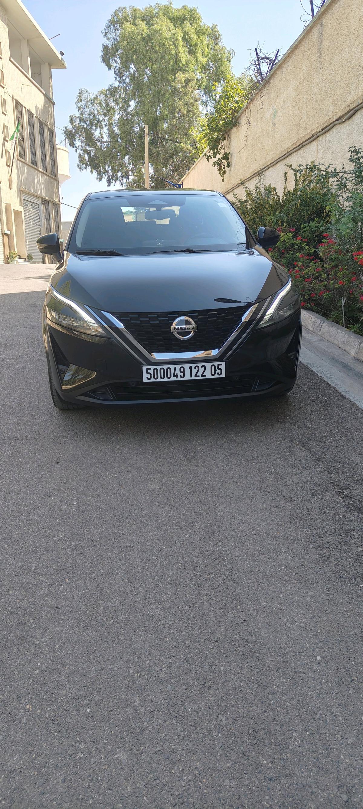 nissan Qashqai essence 13 TCE 140 machia 94000 boite manuel - Batna, Batna - Tijelabin