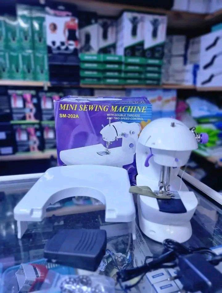 ماكينة خياطة - Alger Centre, Alger - Tijelabin