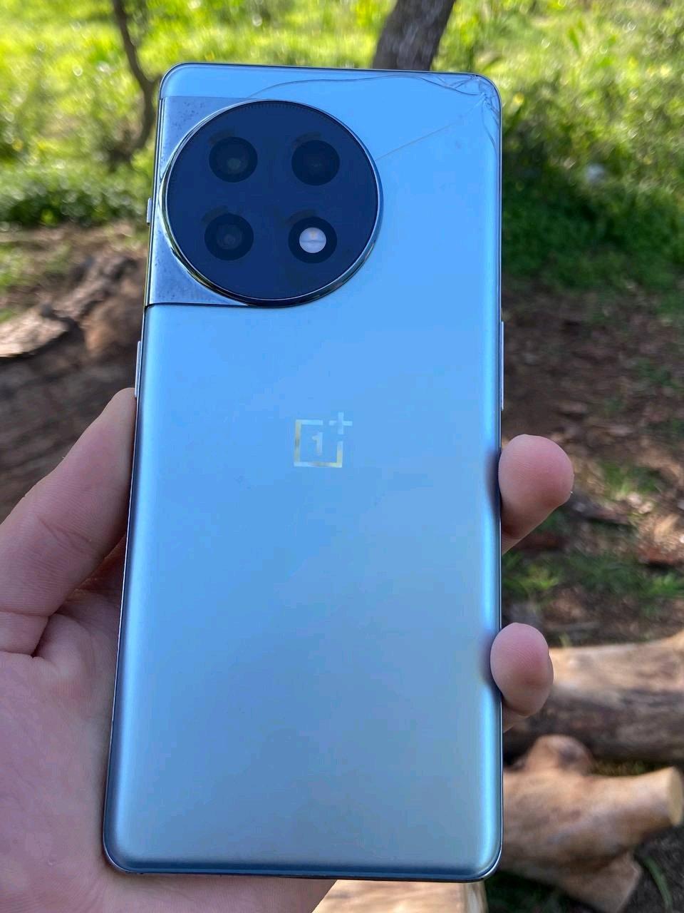 One plus 11r 5G - Ain Rahma, Relizane - Tijelabin