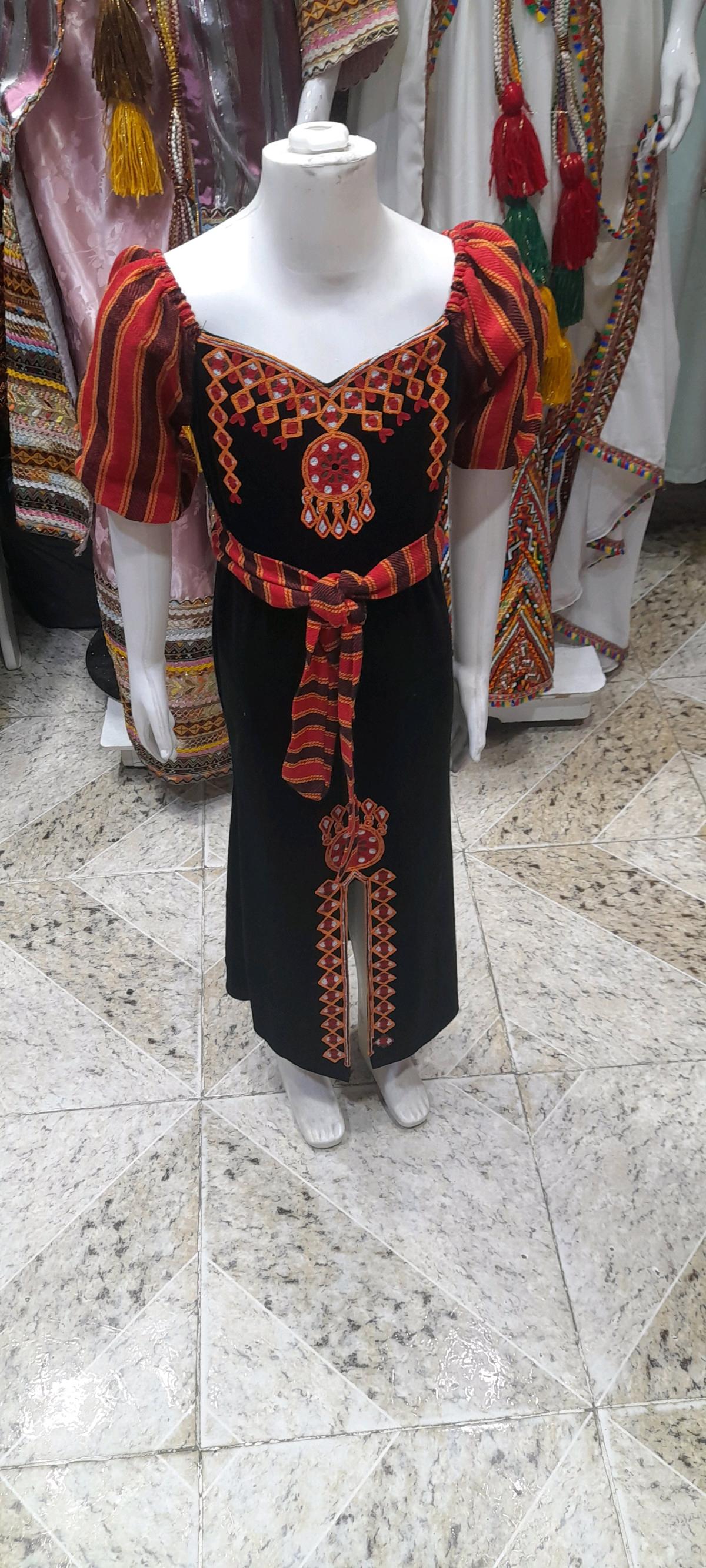 Robes kabyle - Rouiba, Alger - Tijelabin