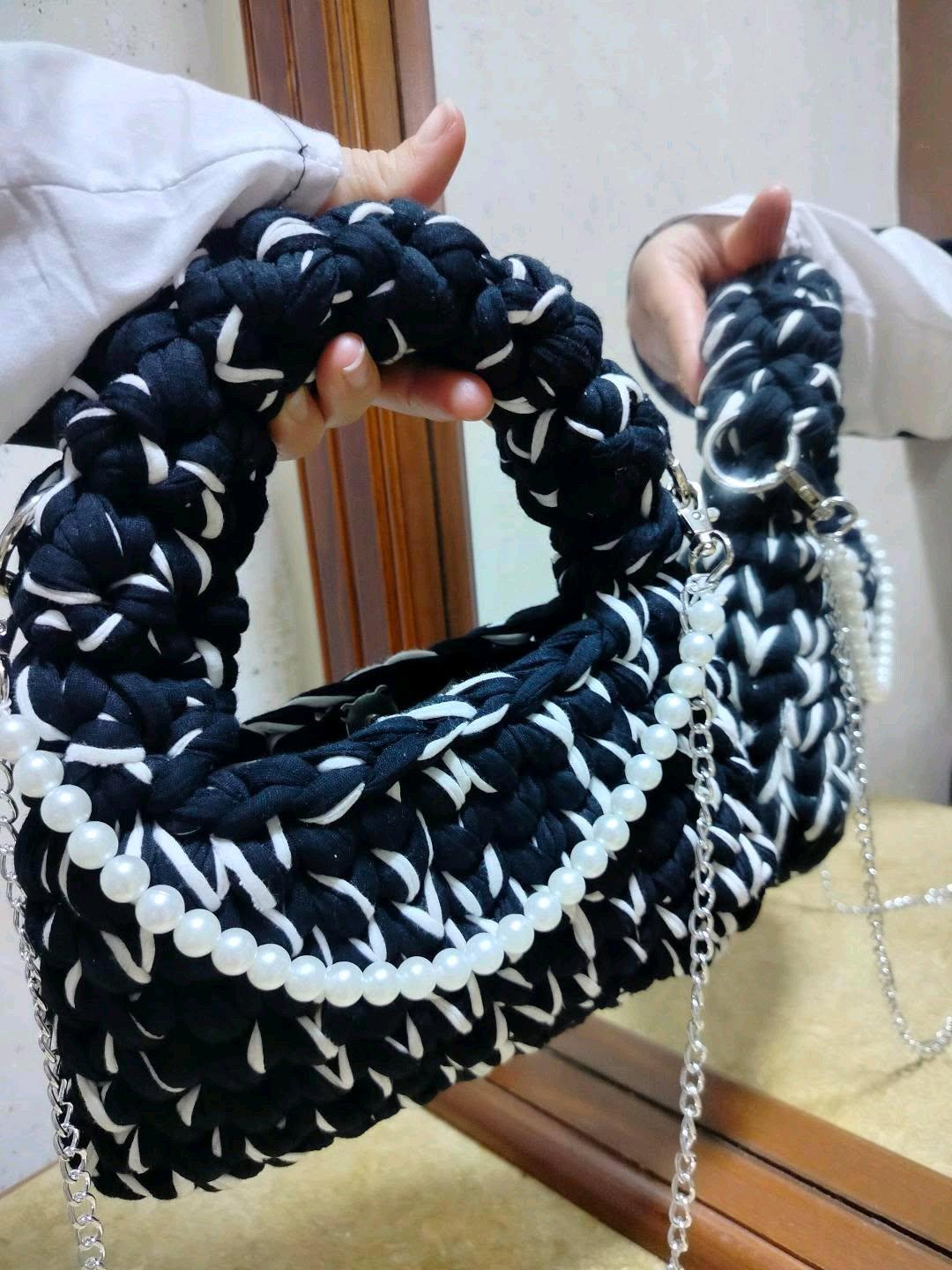 حقيبة كروشي