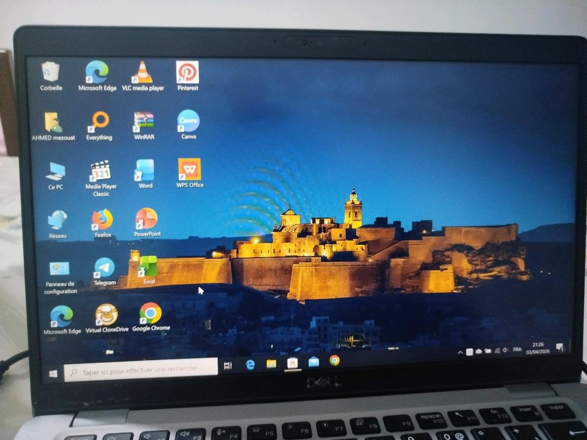 حاسوب محمول من نوع dell - Beni Hocine, Setif - Tijelabin