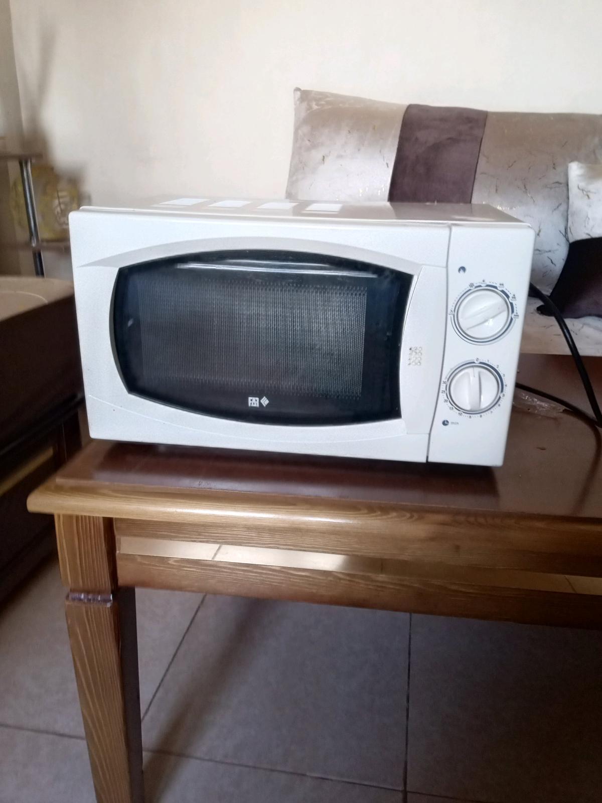 اجهزة مطبخ مستعملة فرنسية اصلية caba سعر في متناول الجميع - Yellel, Relizane - Tijelabin