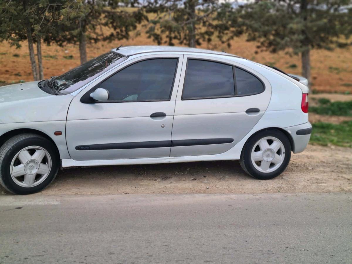 megane 1 - Tiaret, Tiaret - Tijelabin