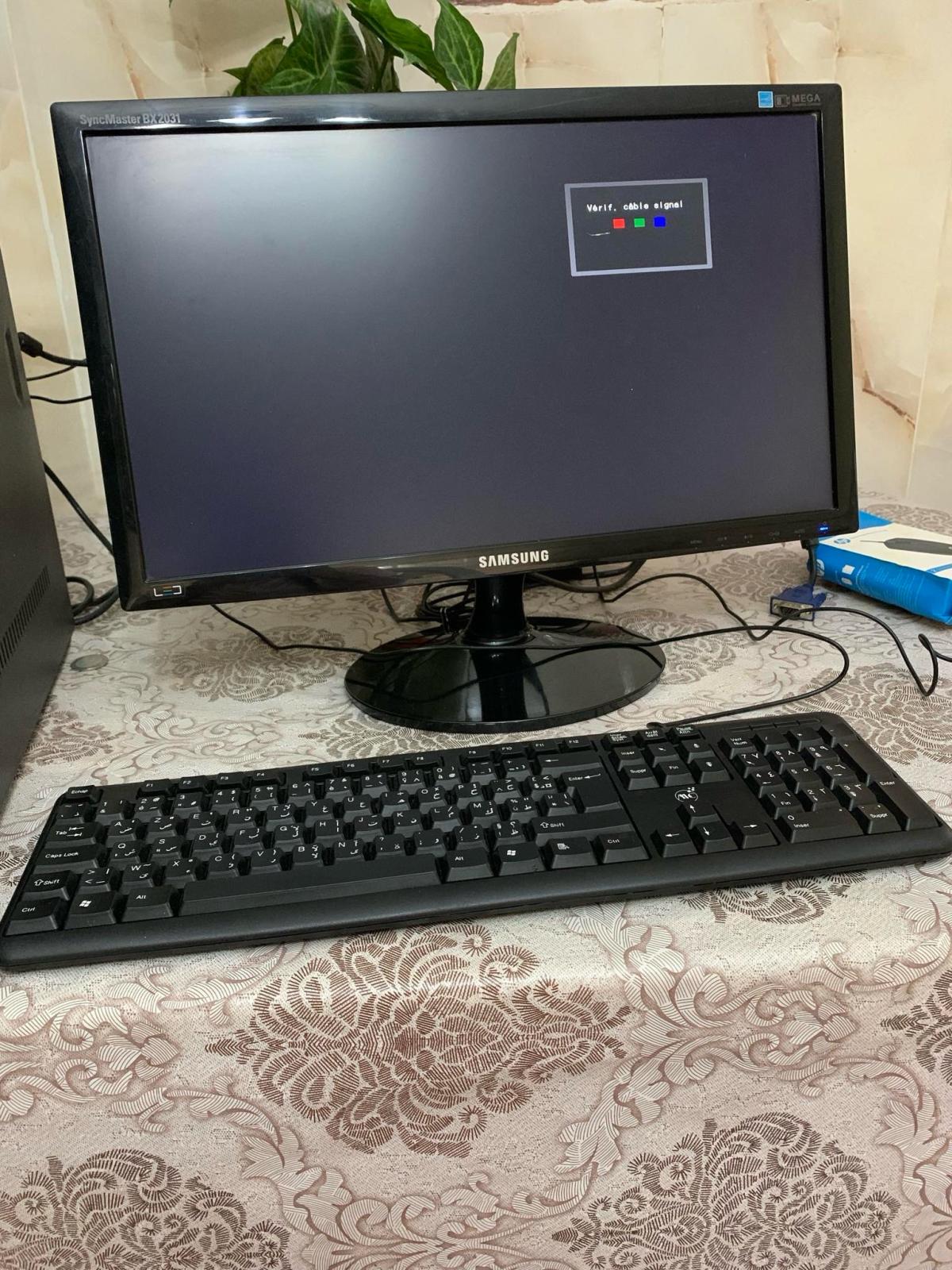 شاشة للبيع المكان بليدة