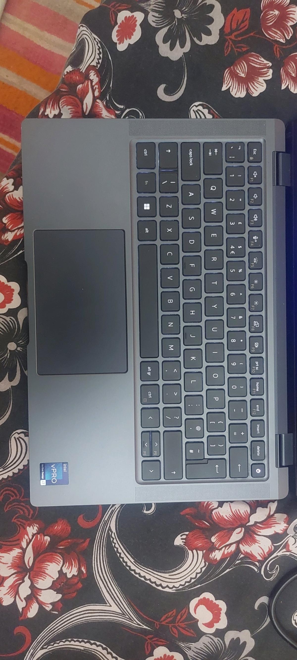 dell latitude 4930 - Ouamri, Medea - Tijelabin