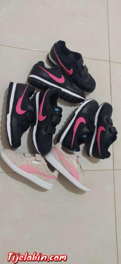 Nike md runner 2 venue de France neuf 31/32/33/35