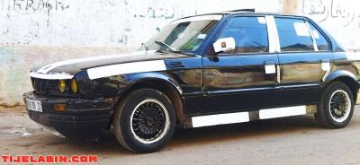 BMW E30 - Thumbnail 2