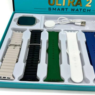 Crown Q10 Smart Watch Ultra 2 avec 7 BraceletsDcouvrez une m - Thumbnail 4