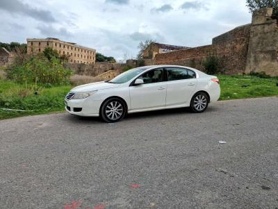 Renault latitude2011